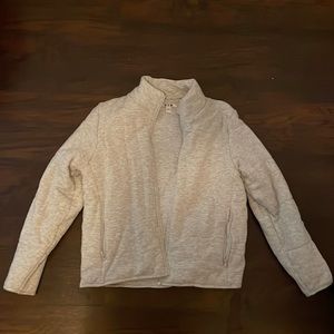 Small Grey Fleece Puffer Jacket With Pockets and working zipper